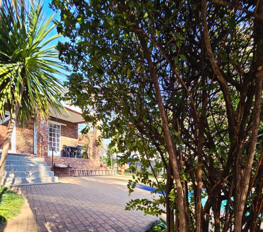 4 Bedroom Property for Sale in Wilkoppies North West